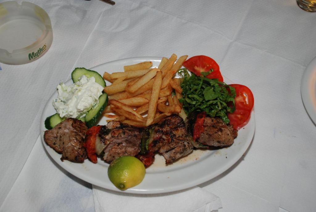 Socrates Apartmens & Restaurant Milatos Exteriér fotografie